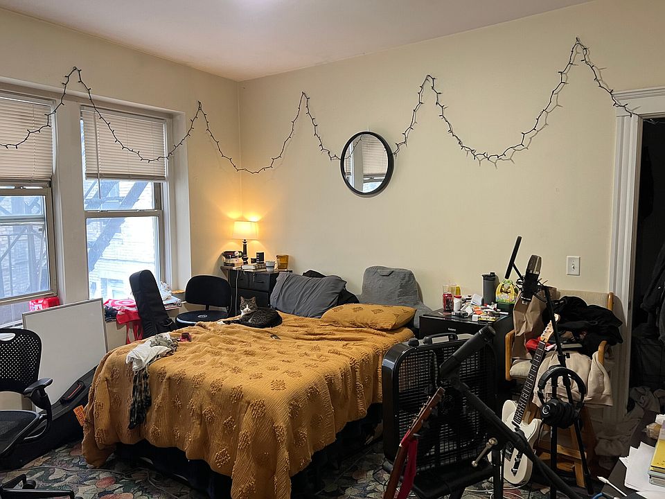 1st image of 55 Park Dr APT 4
