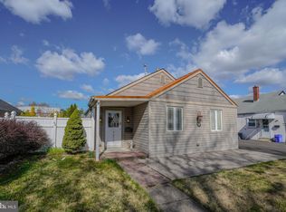 9212 Exeter Rd, Philadelphia, PA 19114