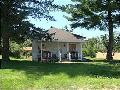 1st image of 105 Bennett Ave