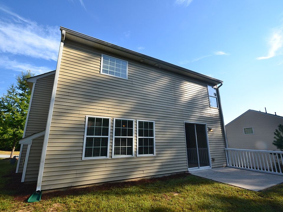 2nd image of 7047 Hillcrest Chase Ln