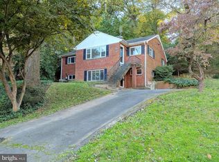 4044 Vacation Ln, Arlington, VA 22207