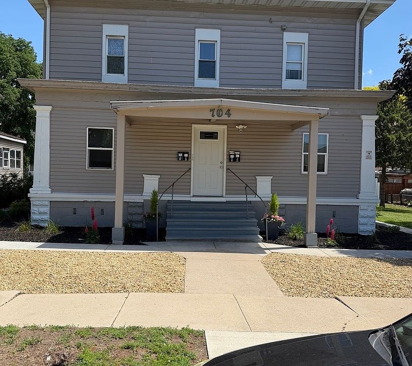 1st image of 704 Locust St