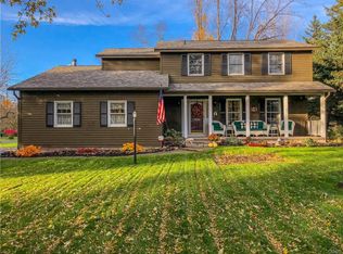 7892 Widemark Dr, Baldwinsville, NY 13027