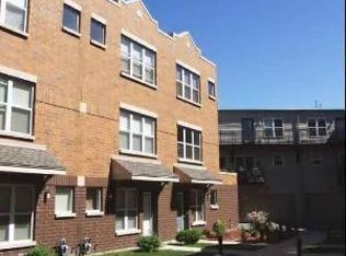 2005 W Chase Ave APT 3, Chicago, IL 60645
