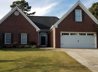 861 Windsor Oak Cir, Lawrenceville, GA 30045