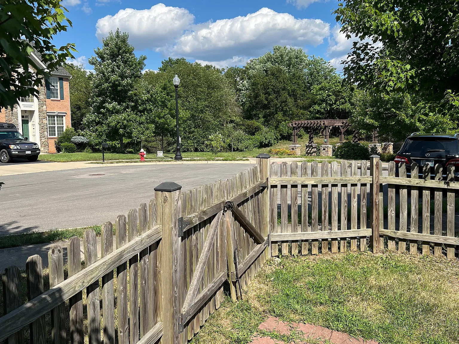 Virginia Pine Ct, Chantilly — Photo 1