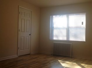 4113 51st St APT 102, Bladensburg, MD 20710