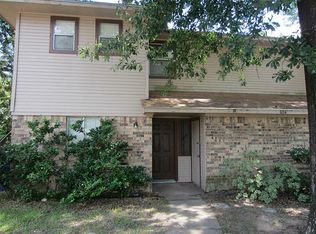 1604A Hazelwood St, Conroe, TX 77301