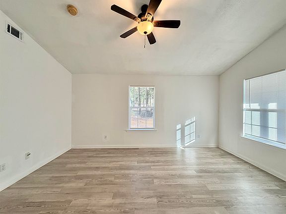 4th image of 1436 Balboa Dr