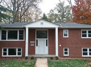 10609 Center St, Fairfax, VA 22030