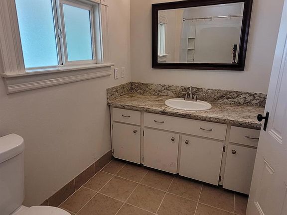 4th image of 617 C St