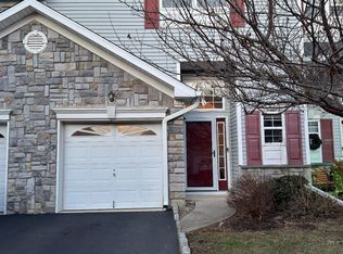 45 Catherine Ct, South Amboy, NJ 08879