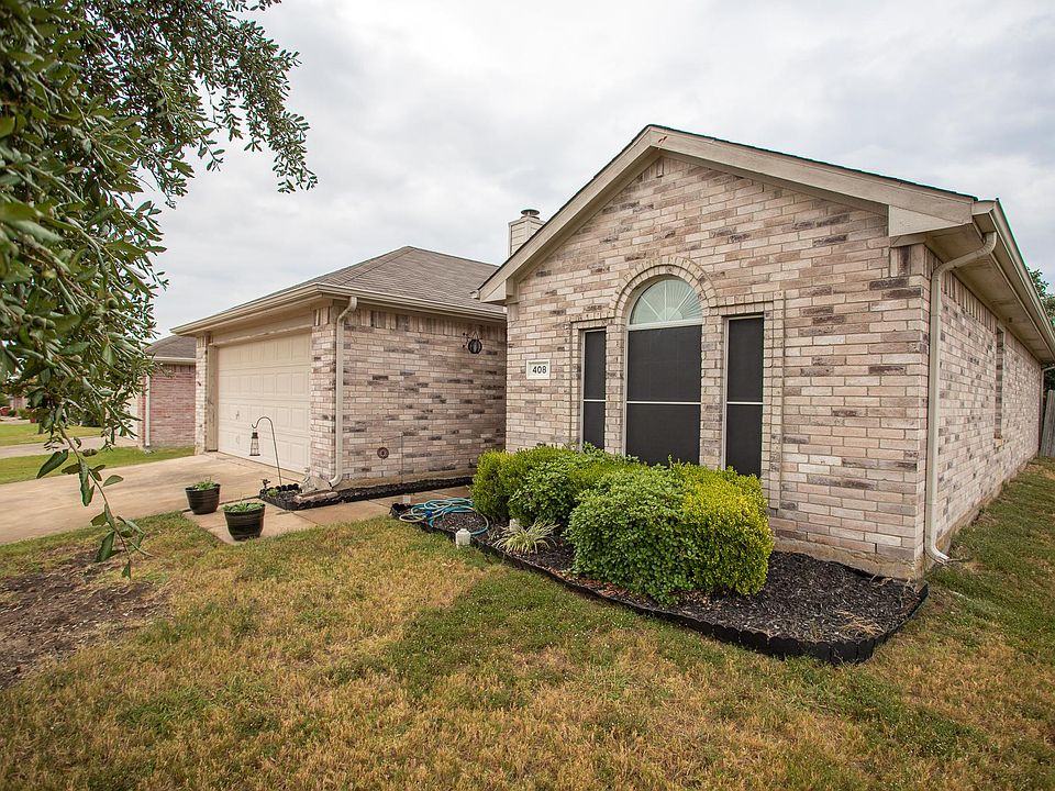 1st image of 408 Fireside Pl