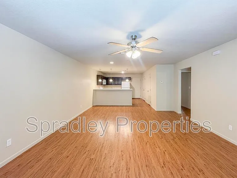 255 E 5th Ave #122 — Photo 2