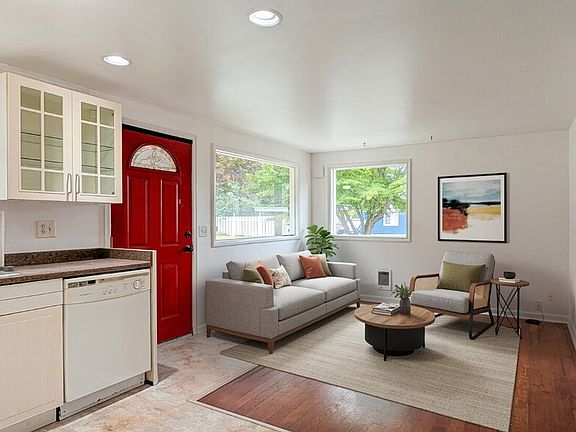 4th image of 529 Madison St APT 2