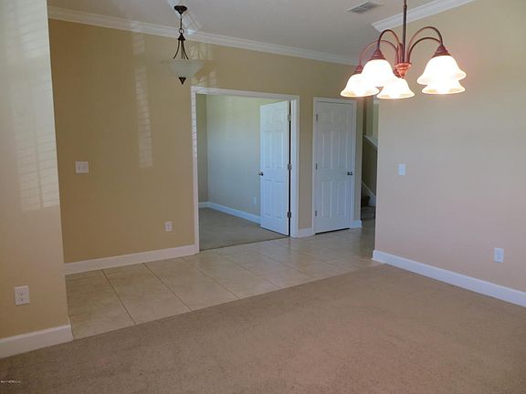 4th image of 1016 Torry Ct