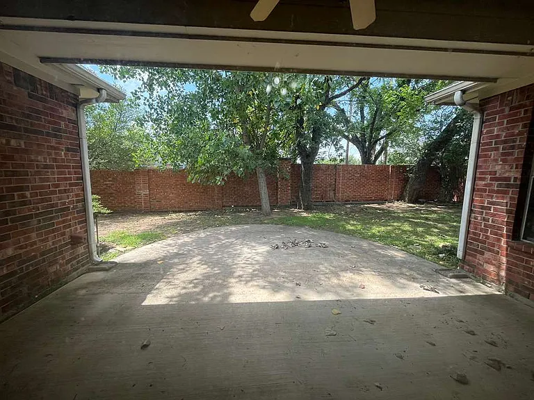 737 Westminster Way — Photo 10
