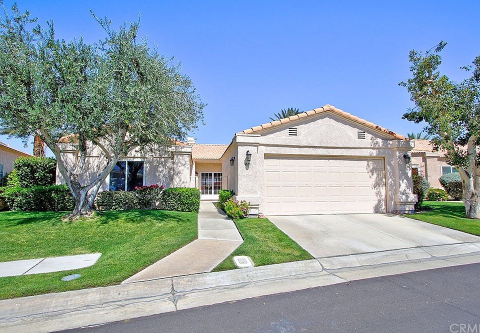 1st image of 48241 Calle Floristas