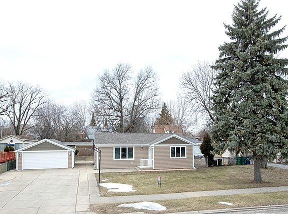 2nd image of 8050 S Lockwood Ave