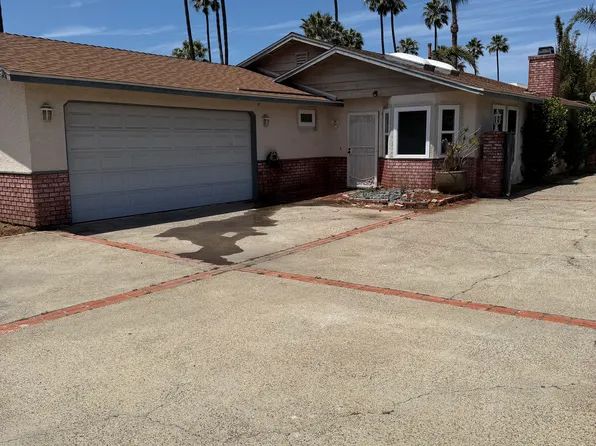 1044 Palm Ave, Carlsbad, CA 92008