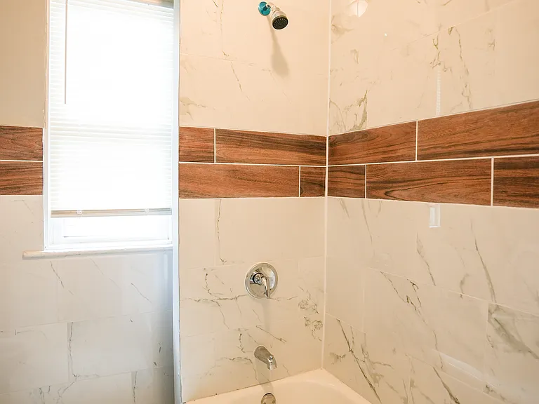 1908 N Fulton Ave — Photo 12