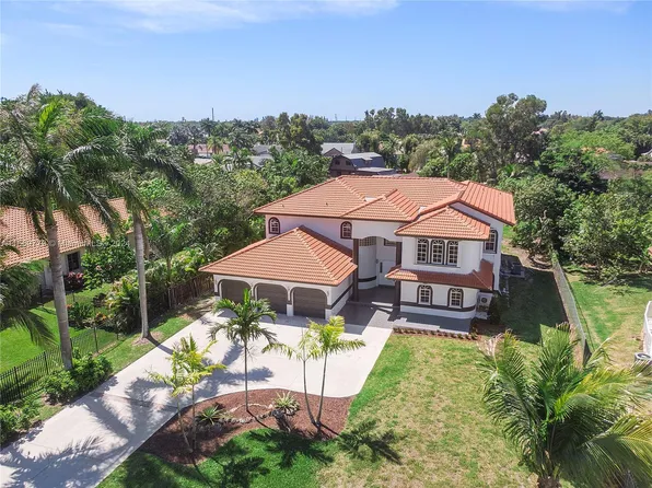 11400 NW 28th Ct, Fort Lauderdale, FL 33323