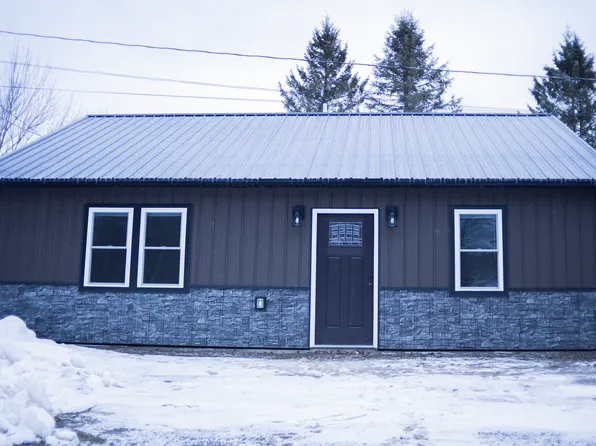 882 Hodgdon Mills Rd, Houlton, ME 04730