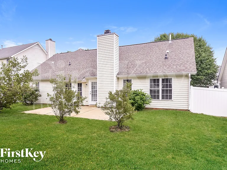 3508 Bent Trace Dr — Photo 16