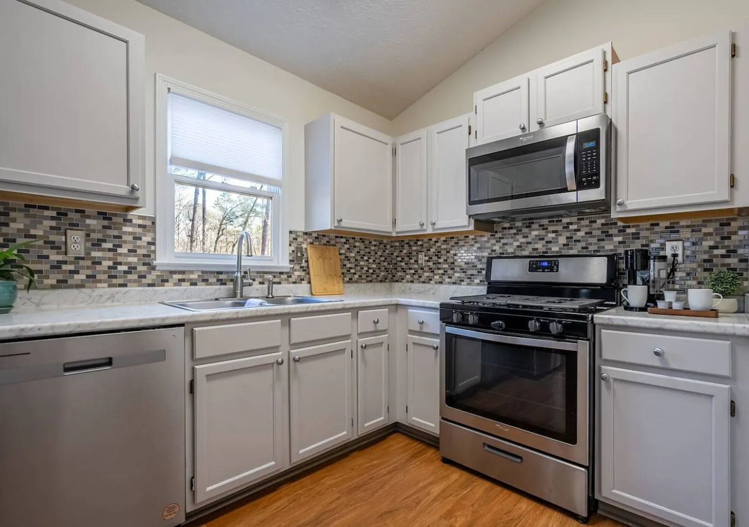 Furnished Corporate & Insurance Housing - Acworth, GA — Photo 3