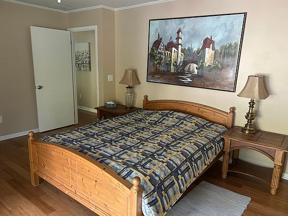 Large bedroom with queen size bed