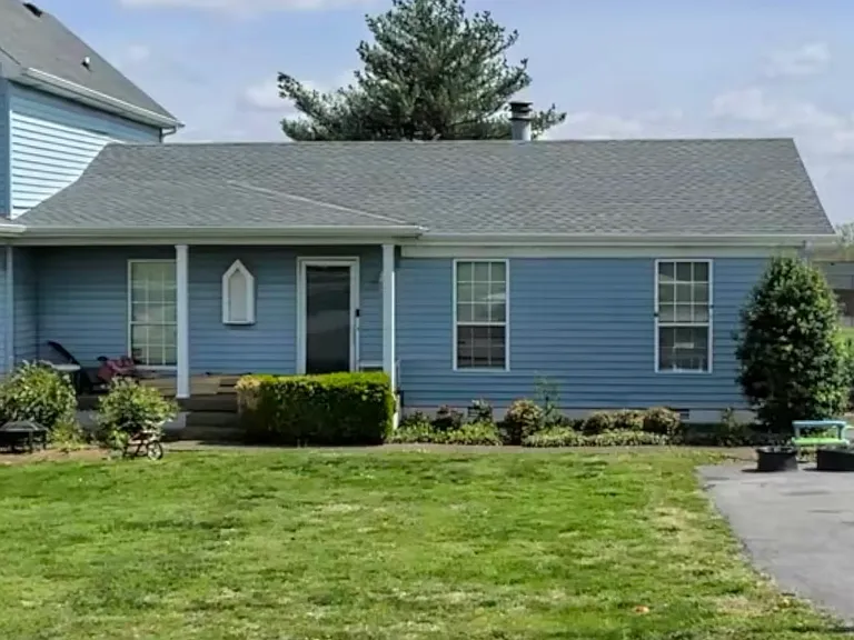 2008 Bark Ridge Cir #A — Photo 2