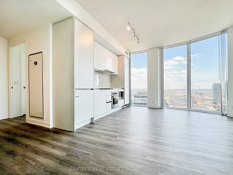 180 Front St E #3506 — Photo 2