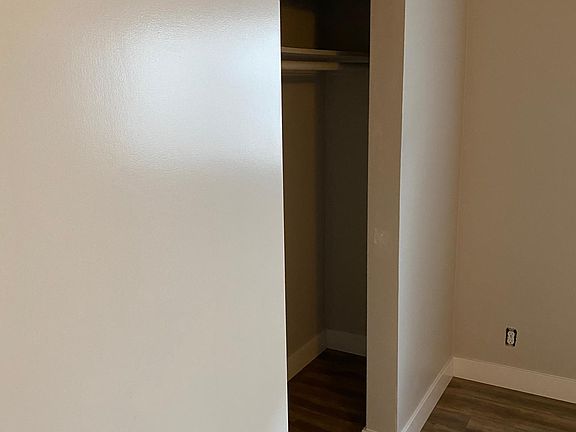 3rd image of 1416 W 148th St #G