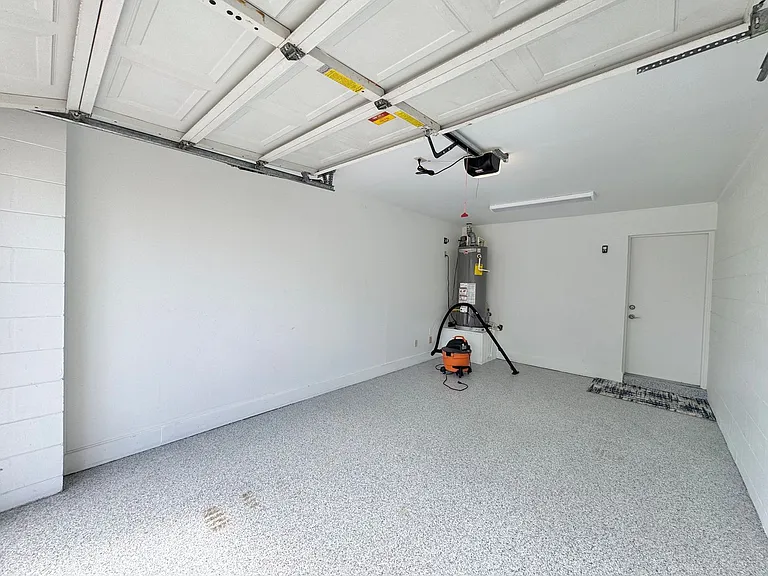 715 Magnolia Pl — Photo 40