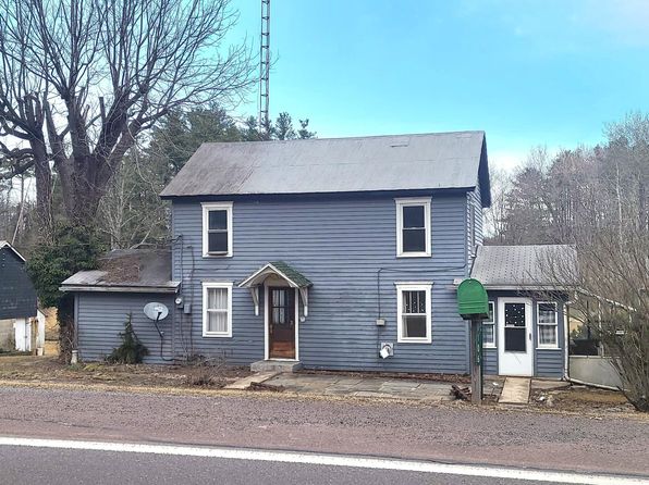 1106 New Columbia Rd, New Columbia, PA 17856