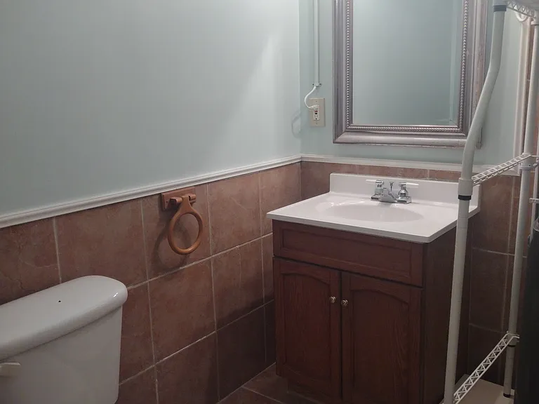 118 E 1st St #2 — Photo 13