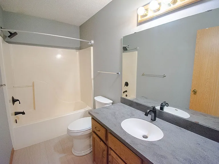 3536 Kelsey Ln SW — Photo 8