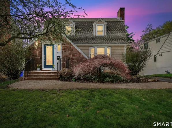 81 Meadowbrook Road, West Hartford, CT 06107