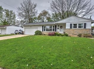 135 Colorado Dr, Decatur, IL 62526