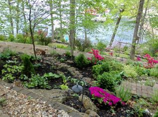 139 Turn Bridge Ct, Sunrise Beach, MO 65079