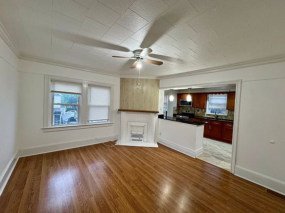 5th image of 128 Seaview Ave Floor 2