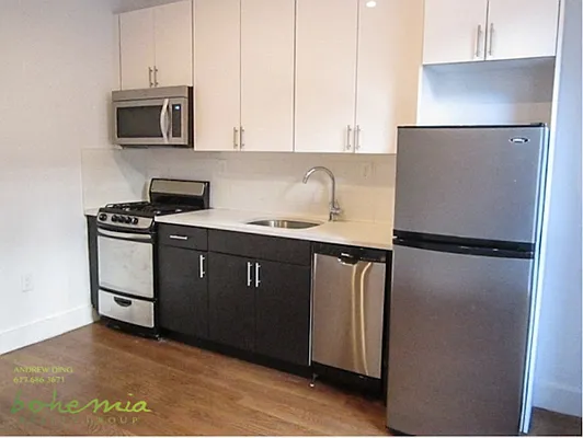 Rented by Bohemia Realty Group | media 38