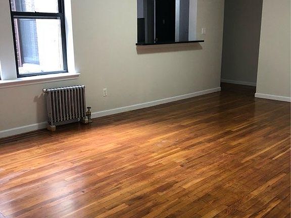 4th image of 4556 42nd St APT 3A