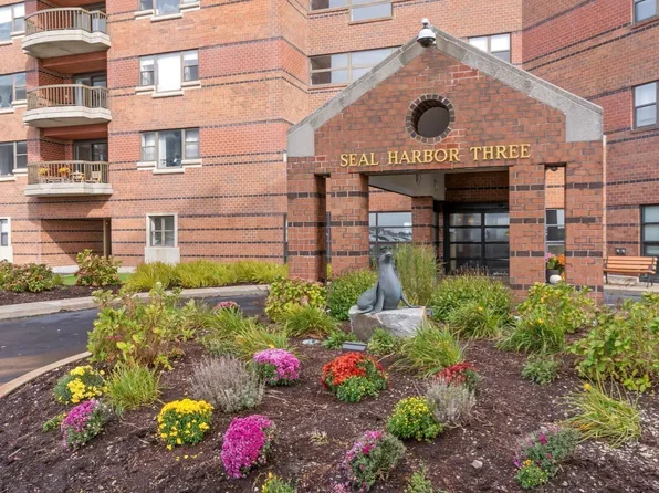 3 Seal Harbor Rd APT 336, Winthrop, MA 02152