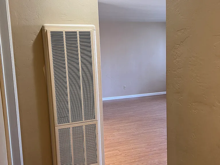 2657 Riverside Blvd #5A — Photo 7