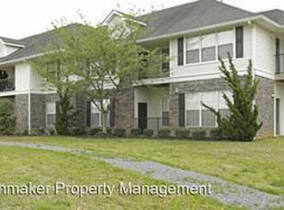 810 NW 19th Ave #205, Gainesville, FL 32609