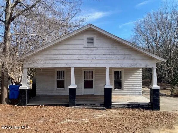 12181 Oak Avenue, Bailey, NC 27807