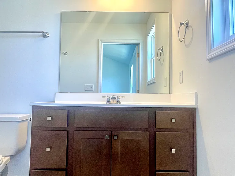 209 N Broad St — Photo 15