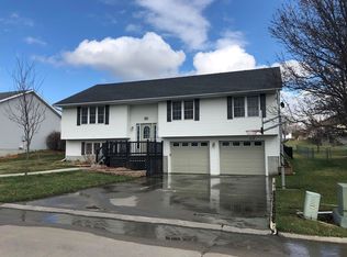 97 Hillcrest St, Chillicothe, MO 64601