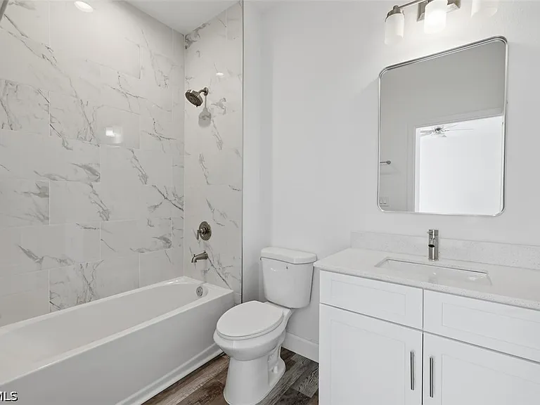 10045 Amicola St — Photo 10